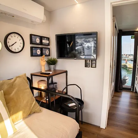 The Homeboat Company Ponta Delgada-Açores Extérieur photo