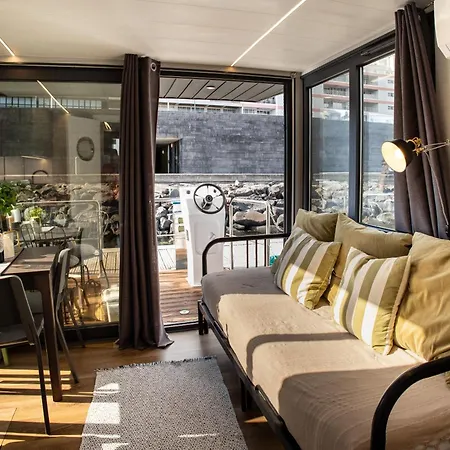 The Homeboat Company Ponta Delgada-Açores Extérieur photo