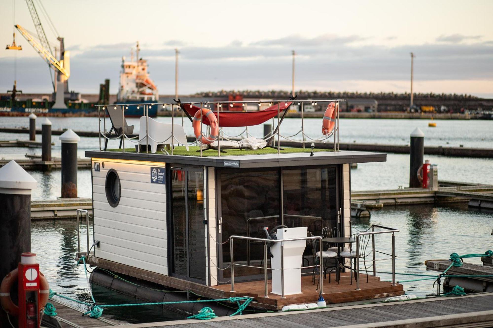 The Homeboat Company Ponta Delgada-açores Bateau-hôtel *